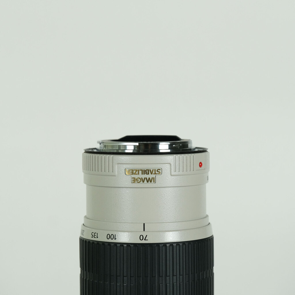 Canon EF70-200 f/4L IS USM お値下げ中 Canon EF70-200mm F4L IS USMの出品 | ONE SCENE（ワンシーン）