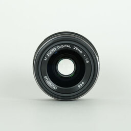 OLYMPUS M.ZUIKO DIGITAL 25mm F1.8 OLYMPUS M.ZUIKO DIGITAL 25mm F1.8