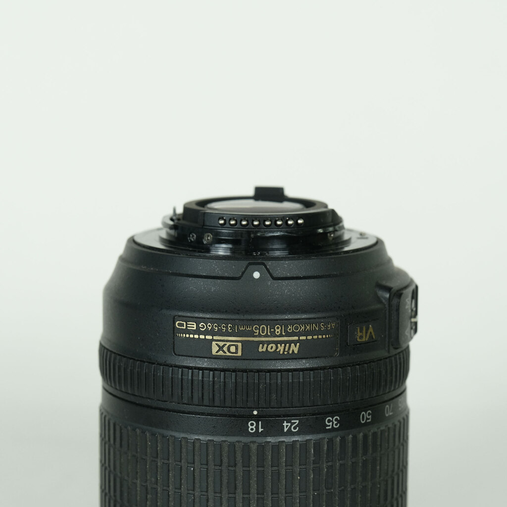 カメラ 【ジャンク品】レンズNikon DX AF-S NIKKOR 18-105mm