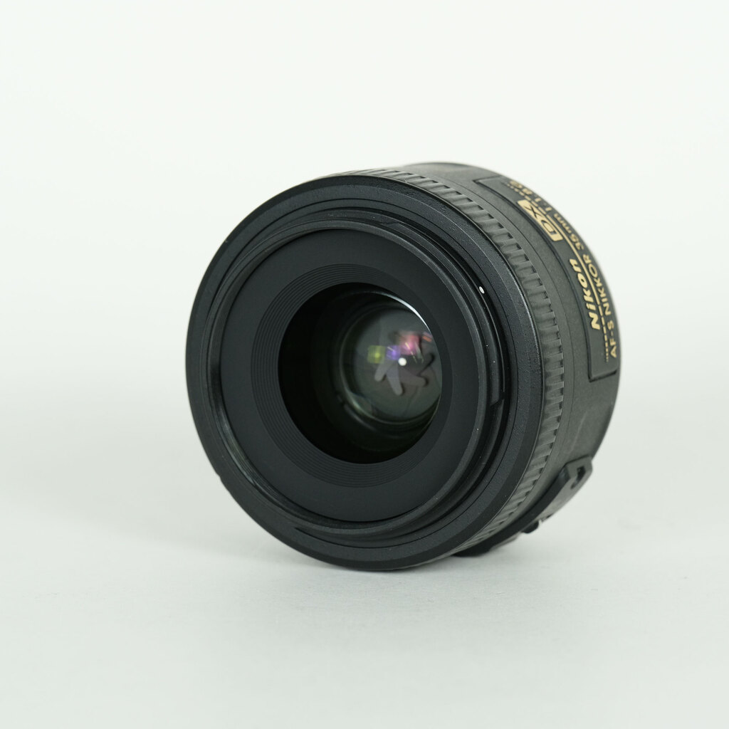 Nikon AF-S DX NIKKOR 35mm f/1.8G