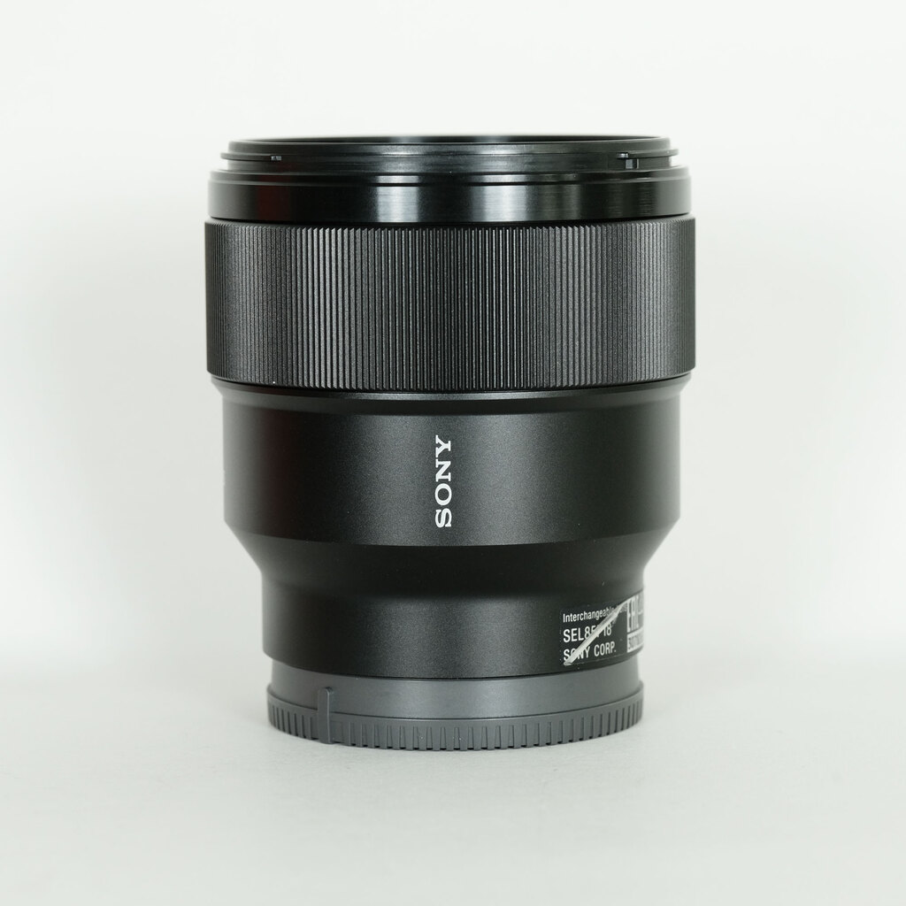 SONY FE 85mm F1.8 SEL85F18