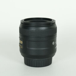 Nikon AF-S DX Micro NIKKOR 40mm f/2.8G
