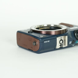 Canon EOS M2 ボディ ベイブルー