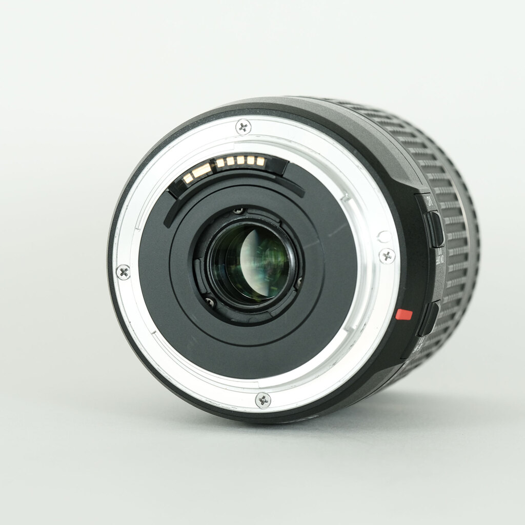 TAMRON 18-270mm F3.5-6.3 DiII VC PZD/Model B008E（キヤノンEF用）