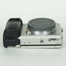 SONY α6000(ILCE-6000) SONY α6000(ILCE-6000)