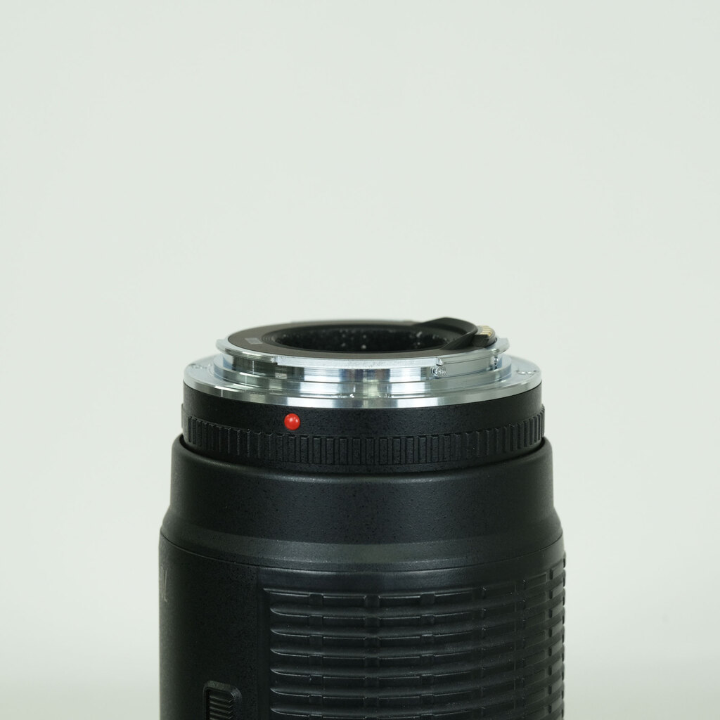Canon EF70-210mm F4