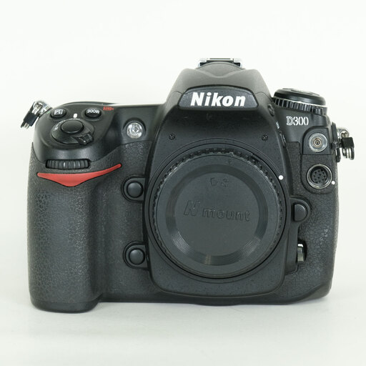 Nikon D300 ボディ