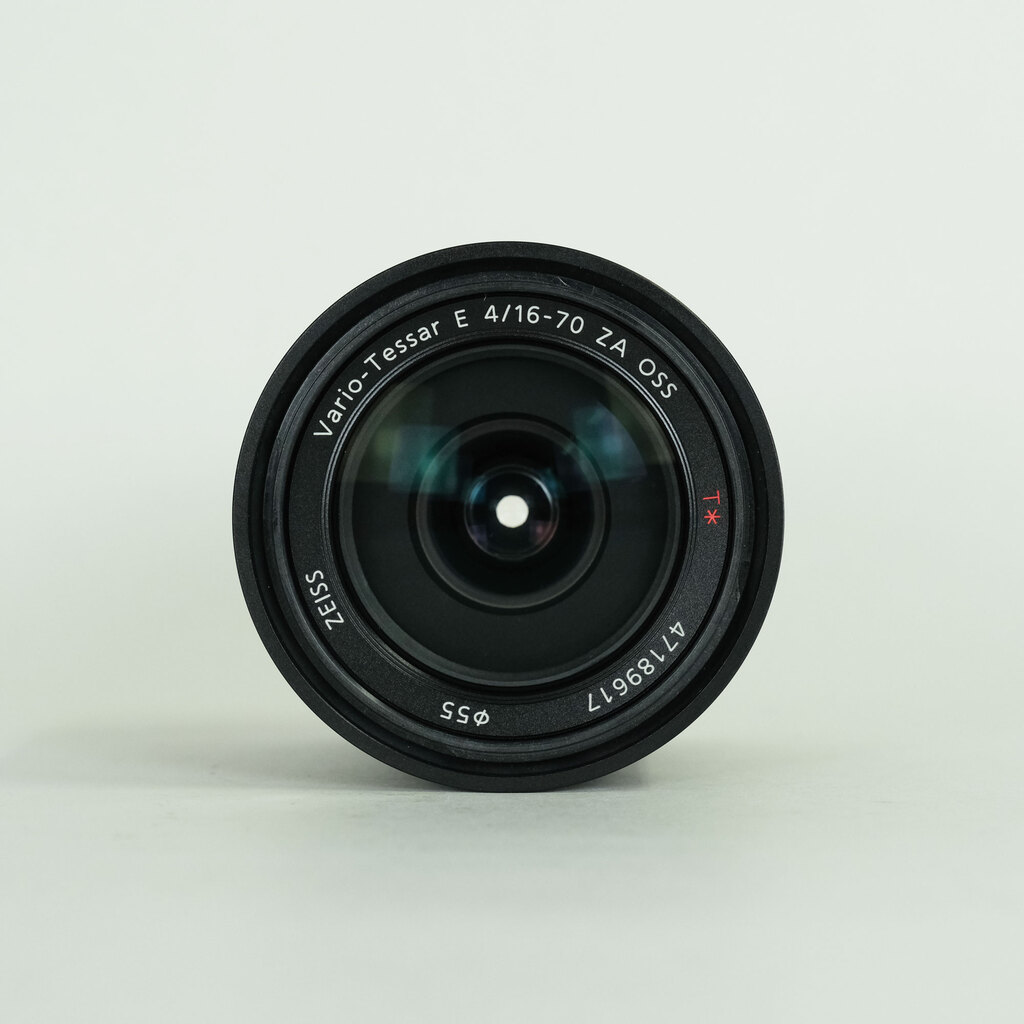 SONY Vario-Tessar T* E 16-70mm F4 ZA OSS SEL1670Z SONY Vario-Tessar T* E 16-70mm F4 ZA OSS SEL1670Z
