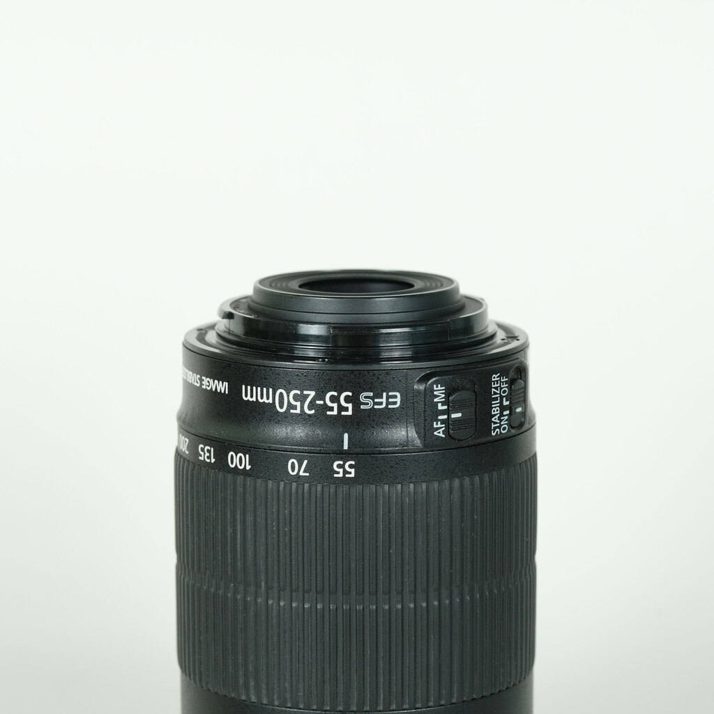Canon EF-S55-250mm F4-5.6 IS STM Canon EF-S55-250mm F4-5.6 IS STM
