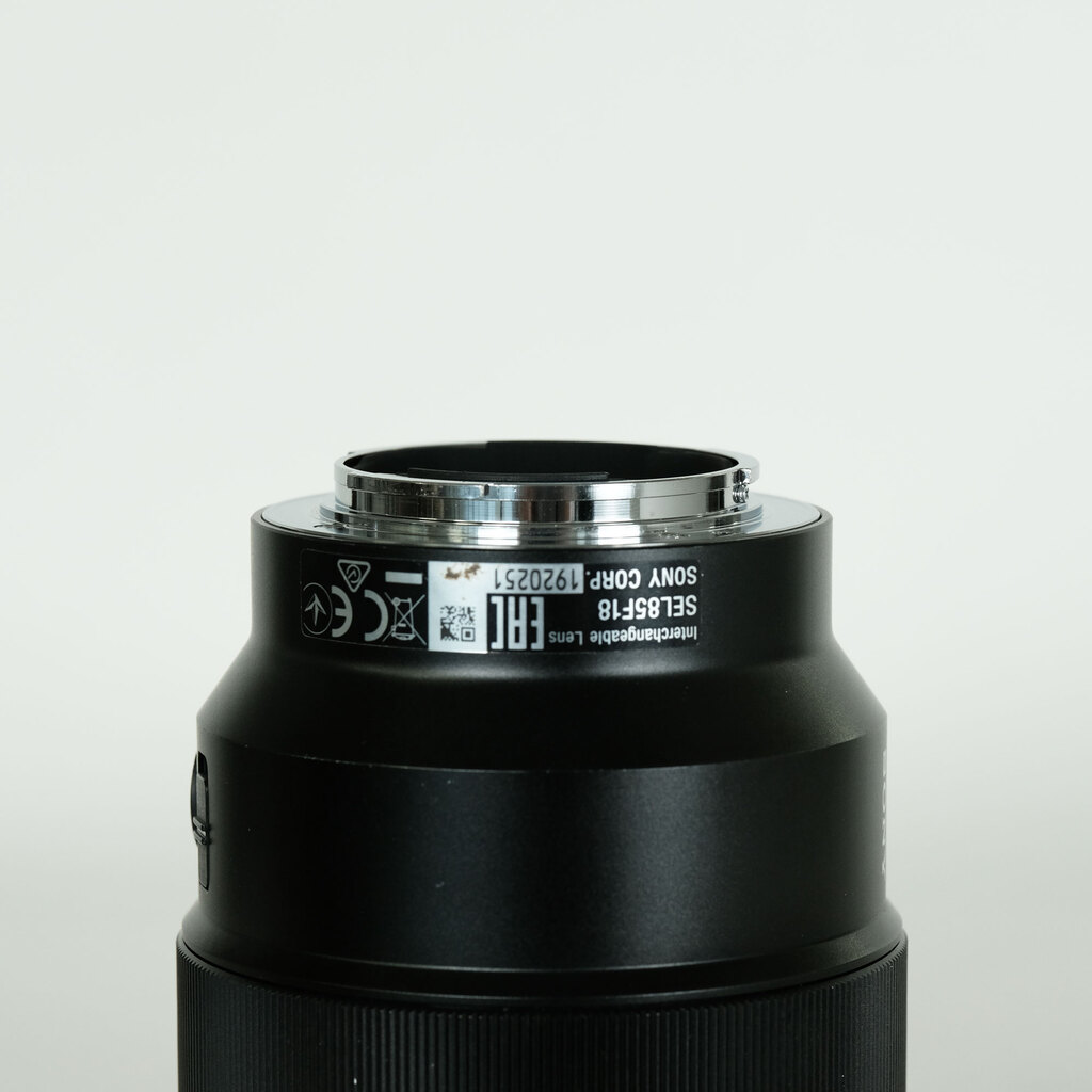 SONY FE 85mm F1.8 SEL85F18