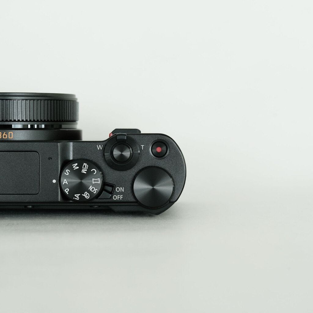 Panasonic LUMIX DC-TX2 ブラック