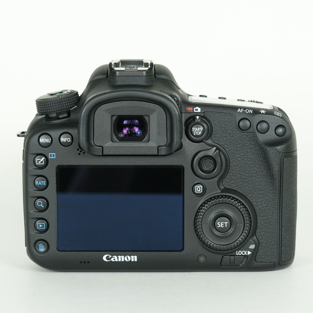 Canon EOS 7D Mark II Canon EOS 7D Mark II