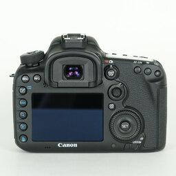 Canon EOS 7D Mark II Canon EOS 7D Mark II