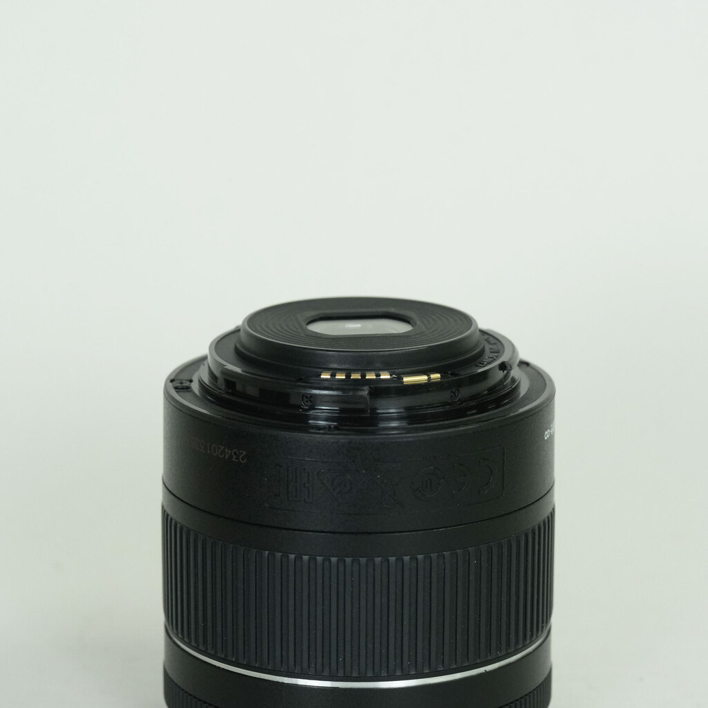 Canon EF-S18-55mm F4-5.6 IS STM