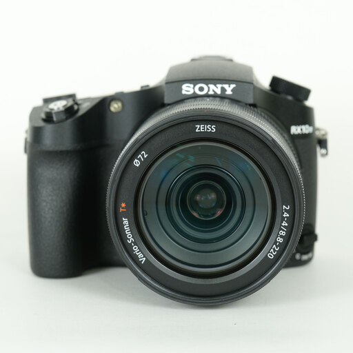 SONY Cyber-shot DSC-RX10M4