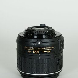 Nikon AF-S DX NIKKOR 18-55mm f3.5-5.6G VR II