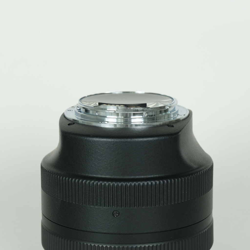 Canon EF85mm F1.2L USMの出品 | ONE SCENE（ワンシーン）