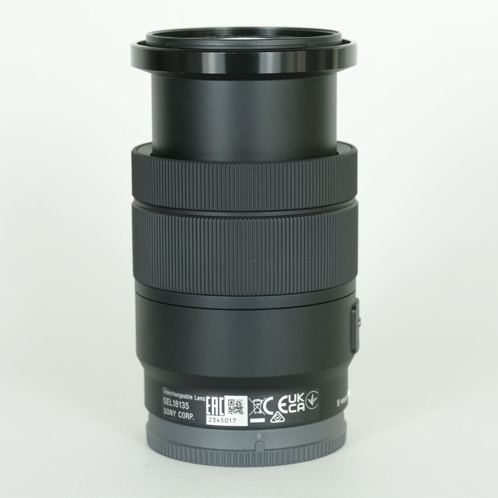 SONY E 18-135mm F3.5-5.6 OSS SEL18135