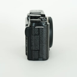 FUJIFILM X-M1 ボディ ブラック