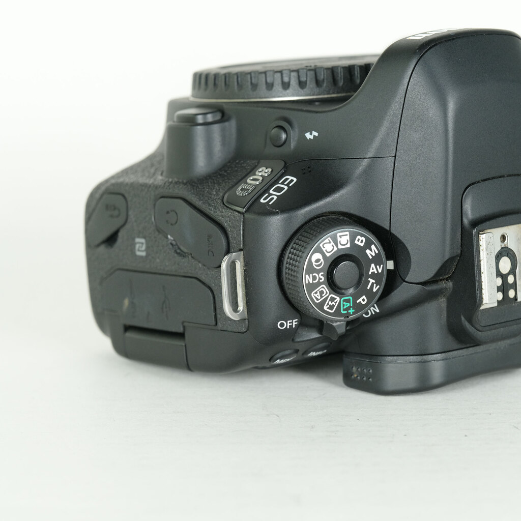 Canon EOS 80D Canon EOS 80D