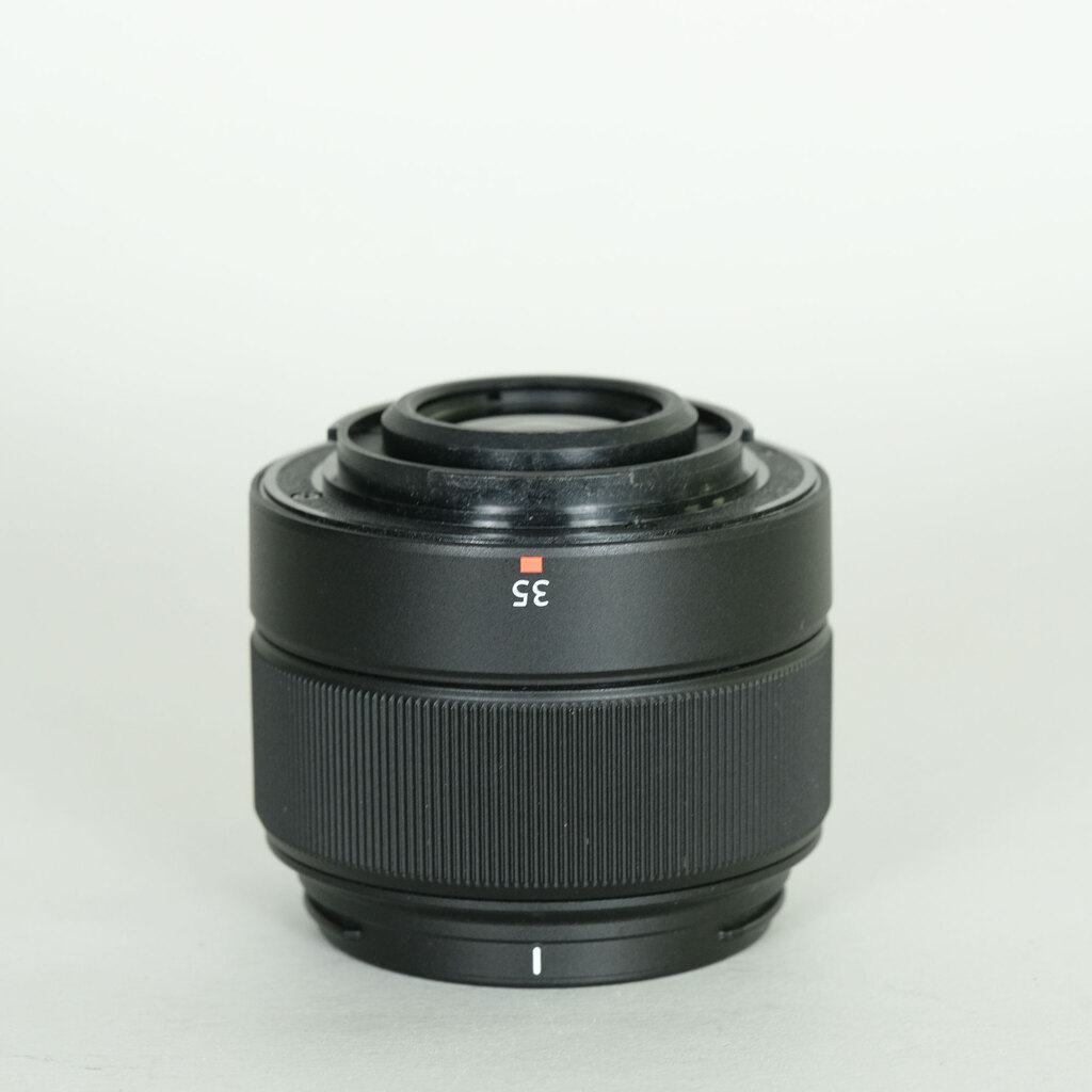 FUJIFILM XC35mmF2