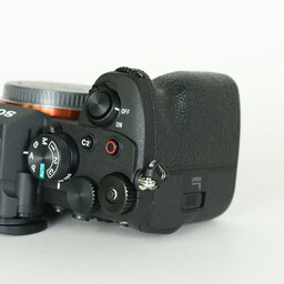 SONY α7 IV(ILCE-7M4) SONY α7 IV(ILCE-7M4)