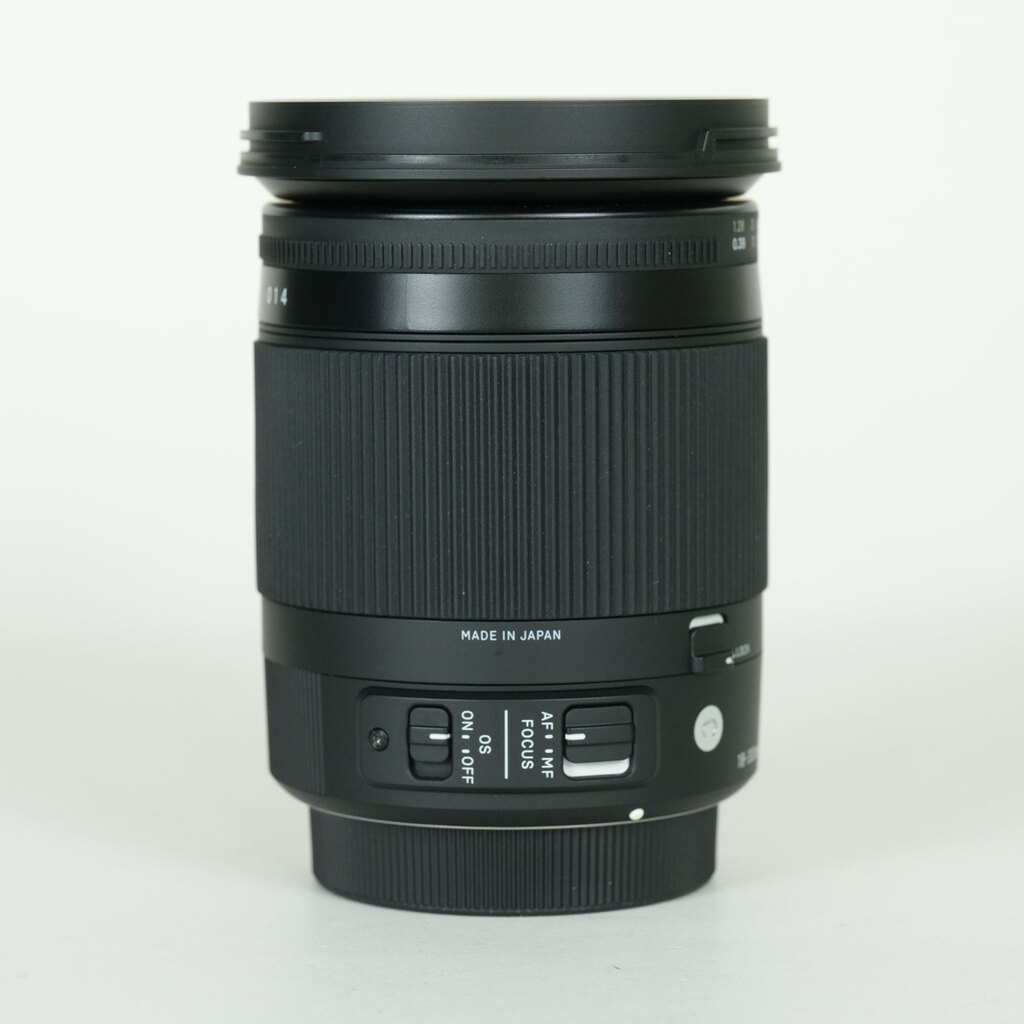 SIGMA 18-300mm F3.5-6.3 DC MACRO OS HSM�bContemporary [�V�O�}SA�p]