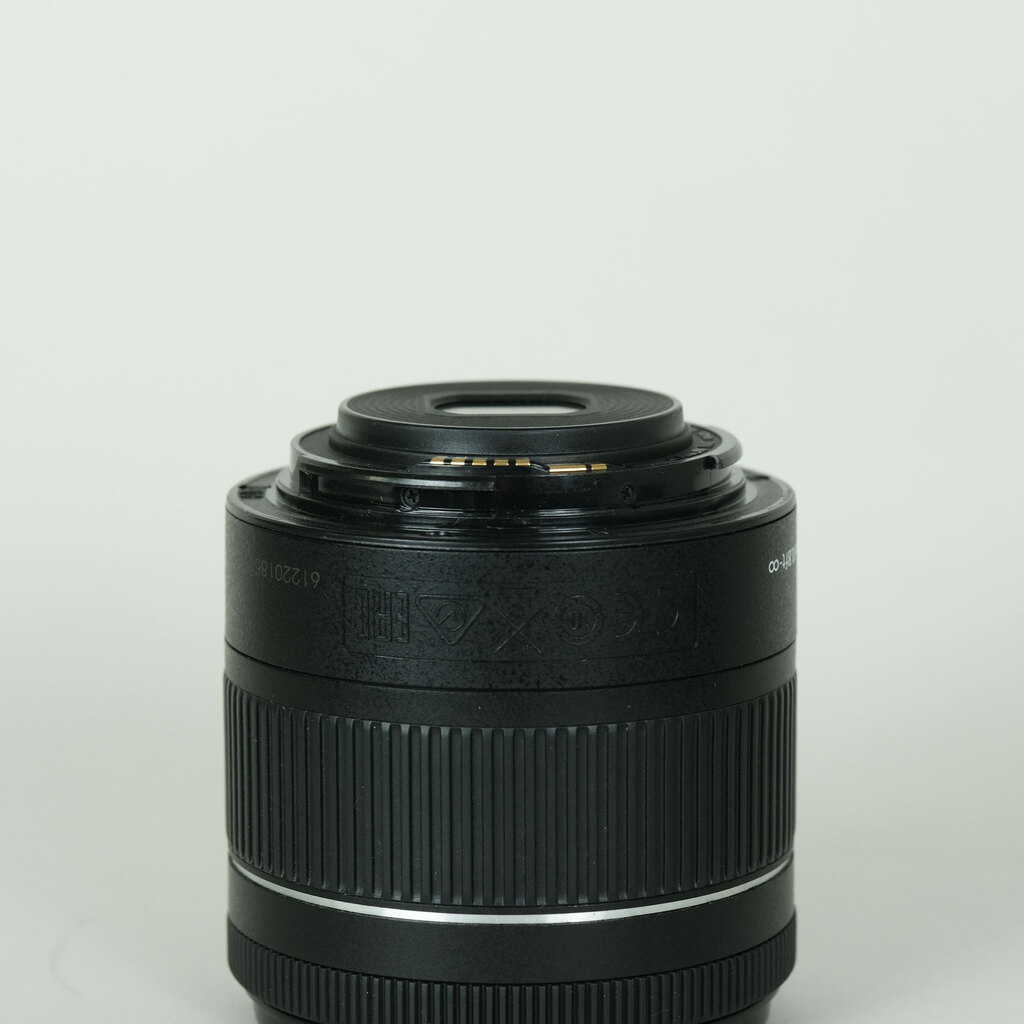 Canon EF-S18-55mm F4-5.6 IS STM