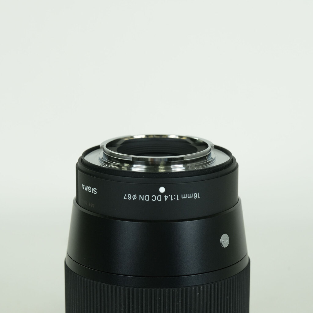 SIGMA 16mm F1.4 DC DN｜Contemporary [フジフイルムX用]
