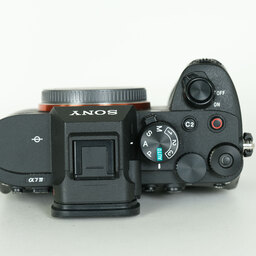 SONY α7 IV(ILCE-7M4) SONY α7 IV(ILCE-7M4)