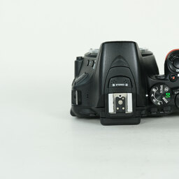 Nikon D5600