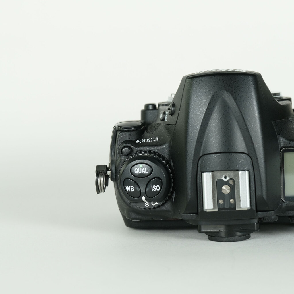 Nikon D300S ボディの出品 | ONE SCENE（ワンシーン）