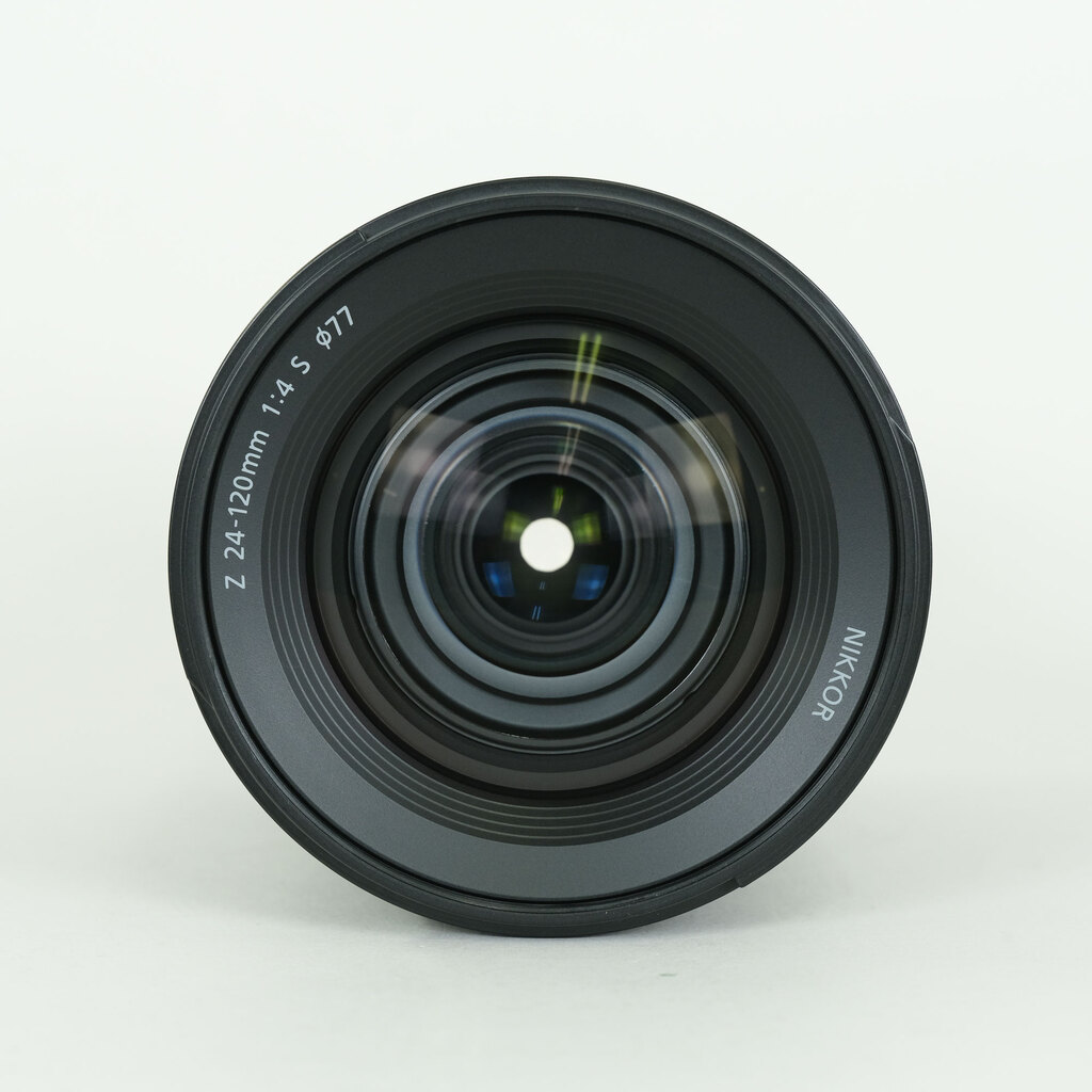 Nikon NIKKOR Z 24-120mm f/4 S Nikon NIKKOR Z 24-120mm f/4 S