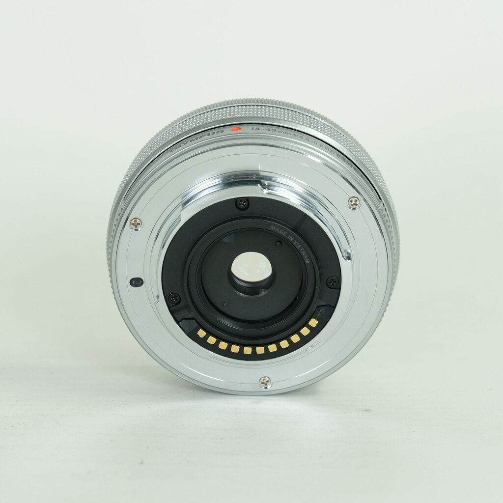 OLYMPUS M.ZUIKO DIGITAL ED 14-42mm F3.5-5.6 EZ シルバー