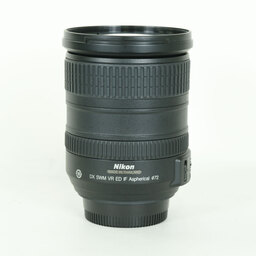 Nikon AF-S DX VR Zoom-Nikkor 18-200mm F3.5-5.6G IF-ED Nikon AF-S DX VR Zoom-Nikkor 18-200mm F3.5-5.6G IF-ED