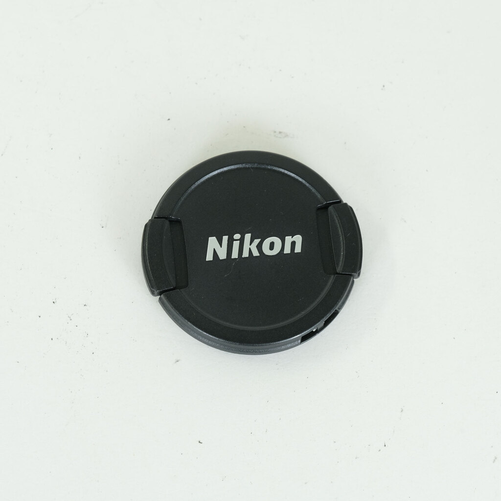 Nikon AF-S DX NIKKOR 18-55mm f3.5-5.6G VR II