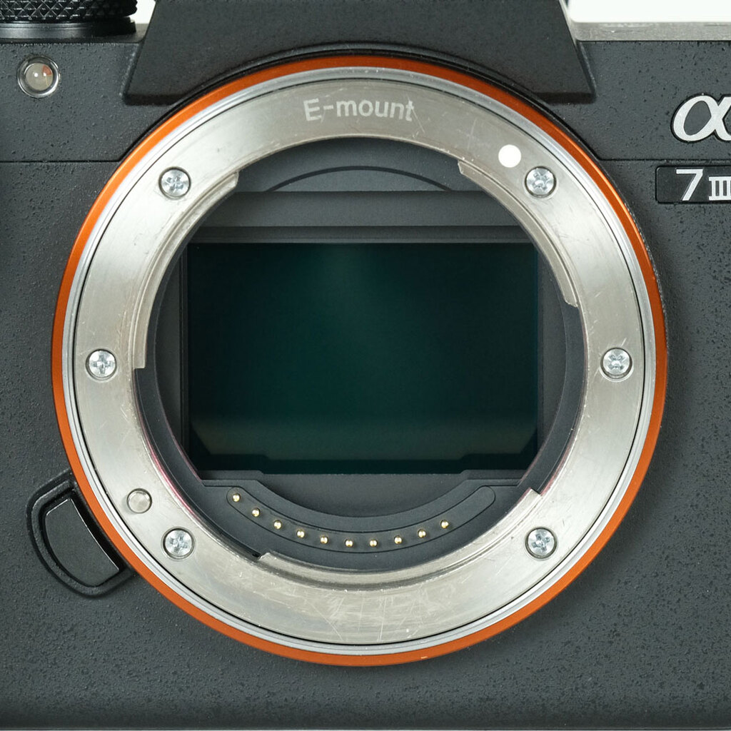 SONY α7 III（ILCE-7M3）の出品 | ONE SCENE（ワンシーン）