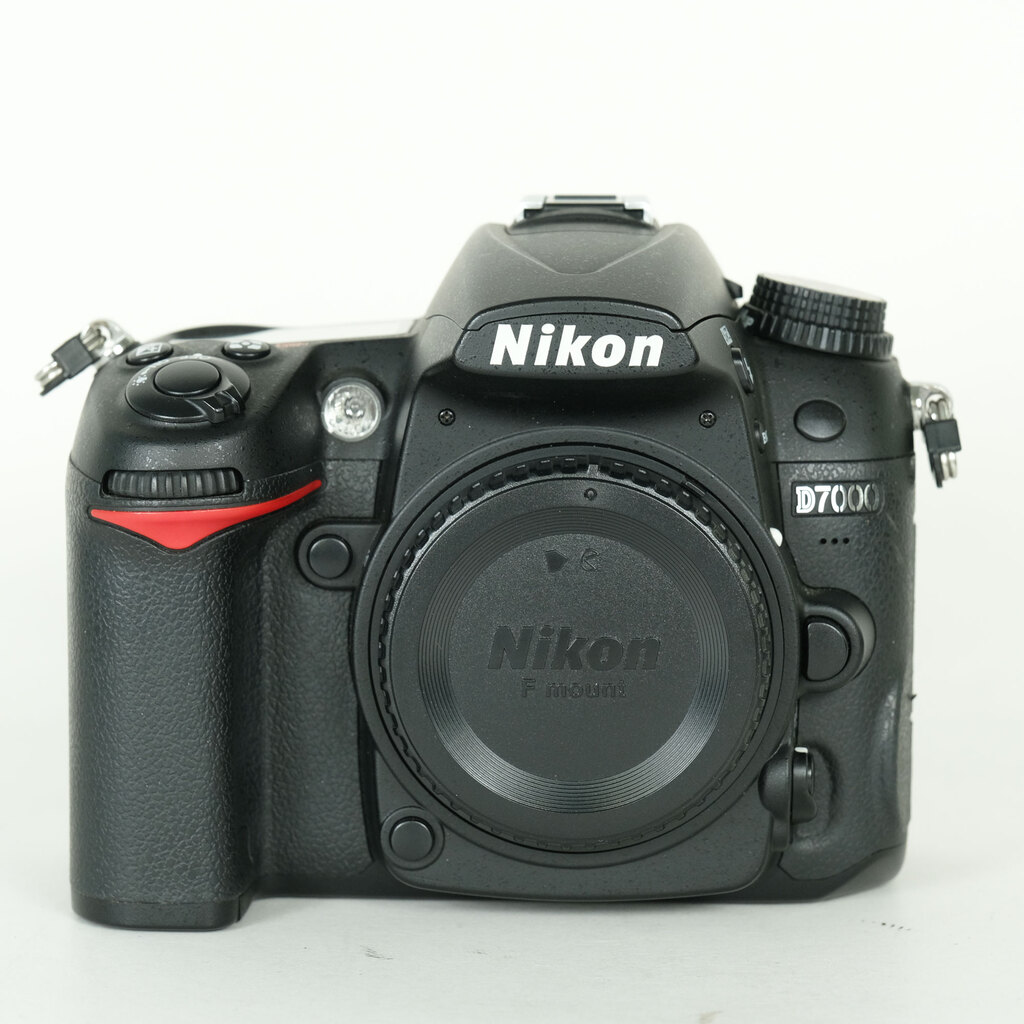 Nikon D7000