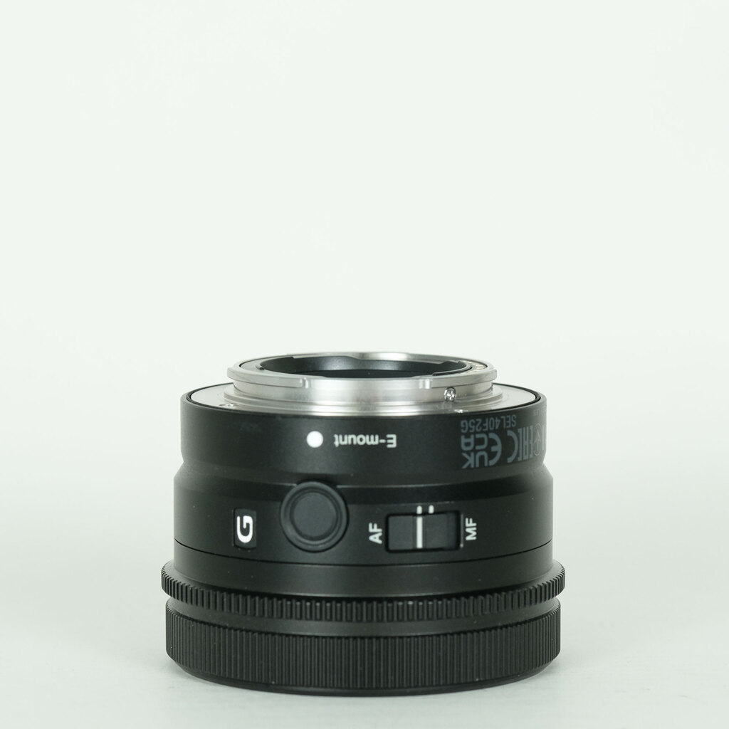 SONY FE 40mm F2.5 G SEL40F25Gの出品 | ONE SCENE（ワンシーン）