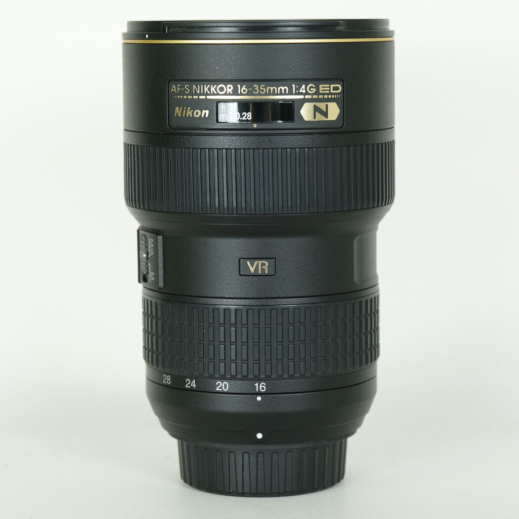 【超美品】Nikon ニコンAF-S 16-35mm f/4G ED VR AF-S NIKKOR 16-35mm f/4G ED VR 中古価格比較 - 価格.com
