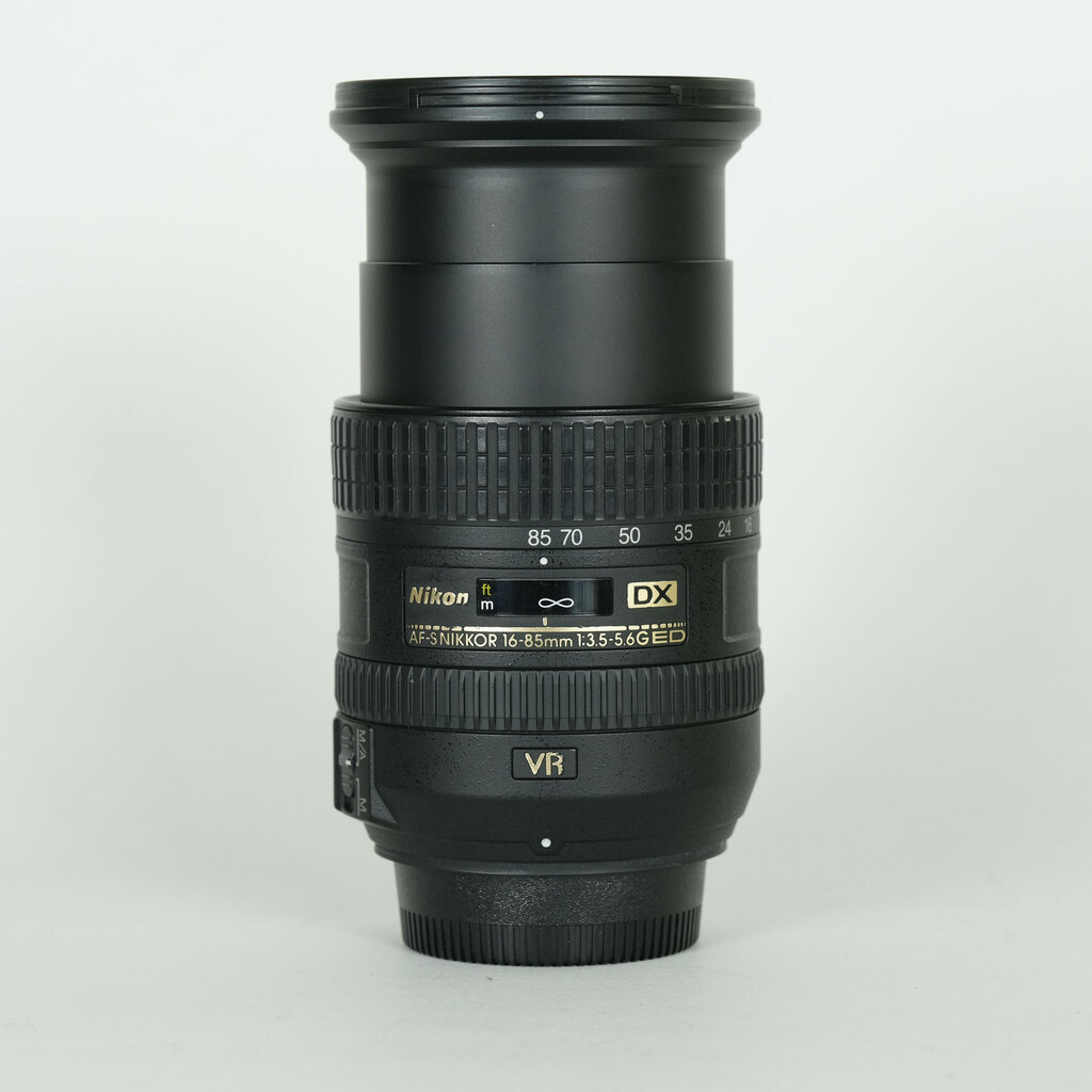 Nikon AF-S DX NIKKOR 16-85mm F3.5-5.6G ED VR