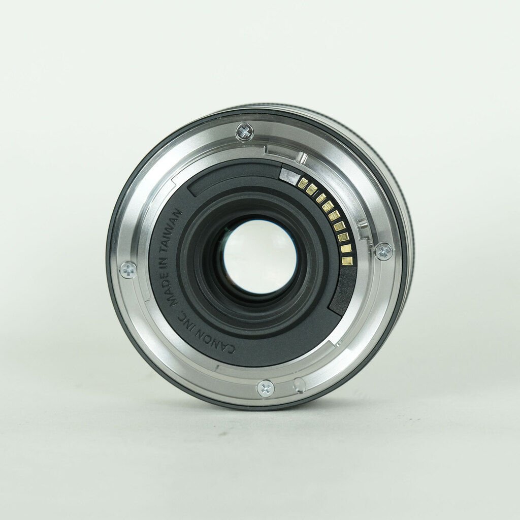 Canon EF-M22mm F2 STM Canon EF-M22mm F2 STM