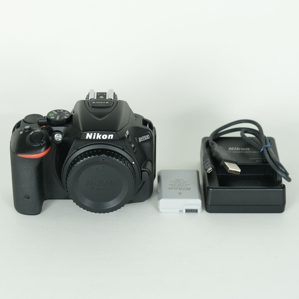 Nikon D5500の出品 | ONE SCENE（ワンシーン）