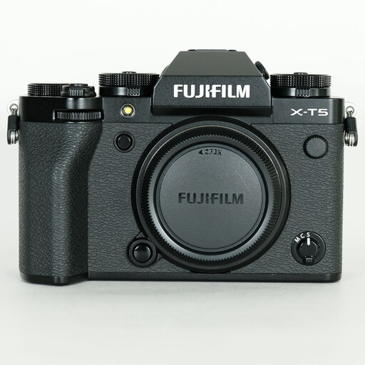 FUJIFILM X-T5