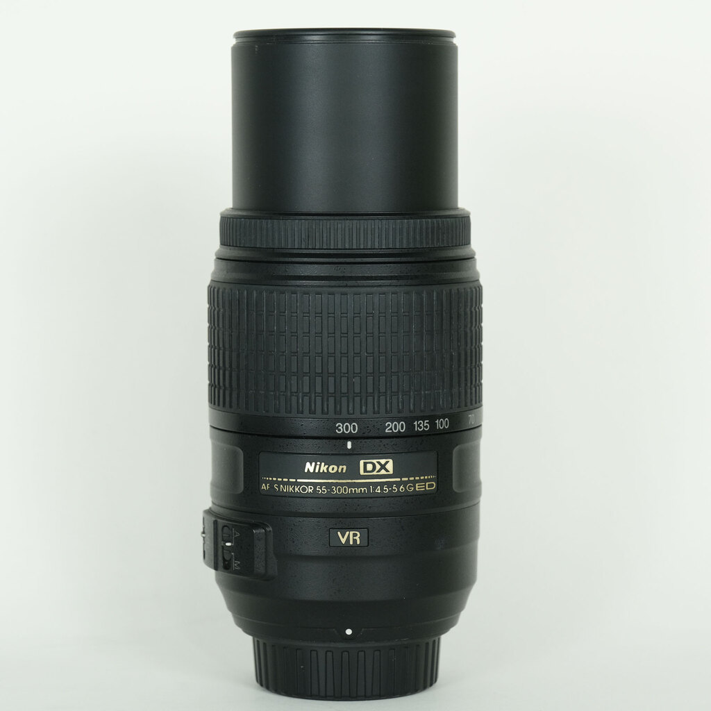 Nikon AF-S DX NIKKOR 55-300mm F4.5-5.6G ED VR Nikon AF-S DX NIKKOR 55-300mm F4.5-5.6G ED VR