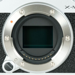 FUJIFILM X-M5