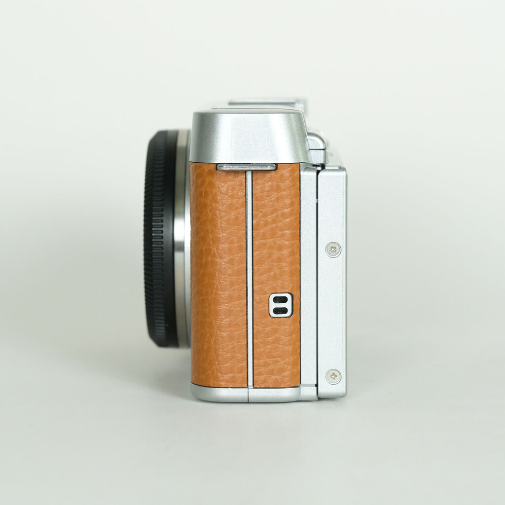 FUJIFILM X-A2 ボディ ブラウン