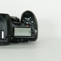 Nikon D500