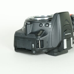 Nikon D5500