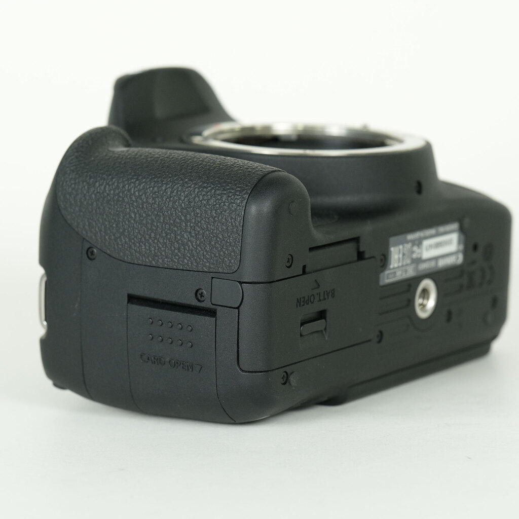 Canon EOS Kiss X7iの出品 | ONE SCENE（ワンシーン）